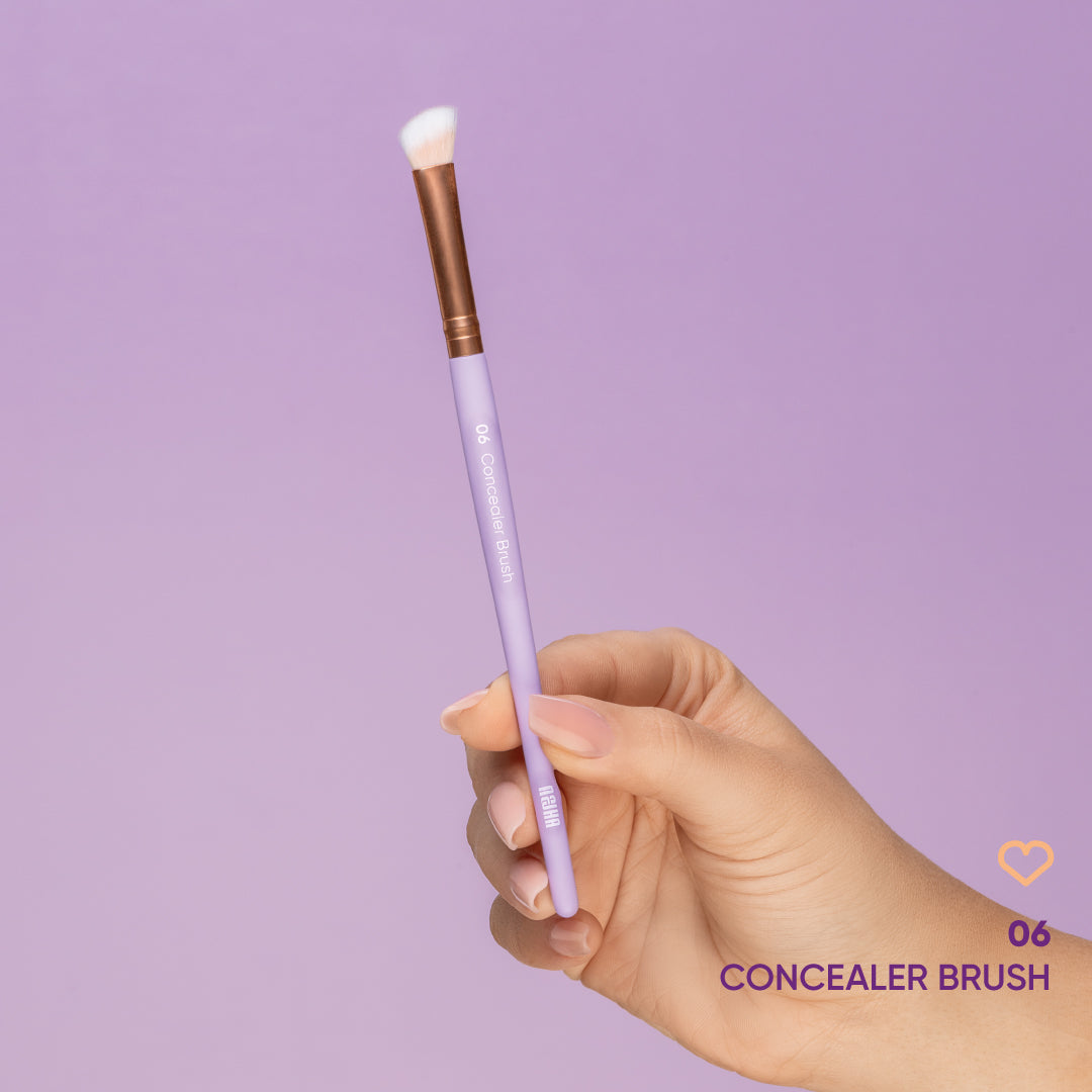 06-CONCEALER-BRUSH-1.jpg