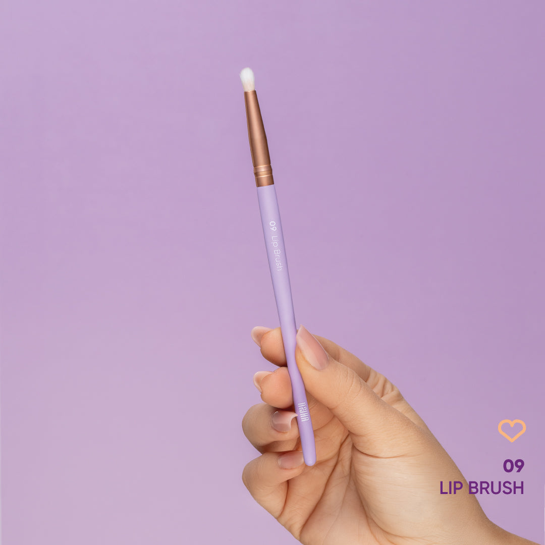 09-LIP-BRUSH-1.jpg