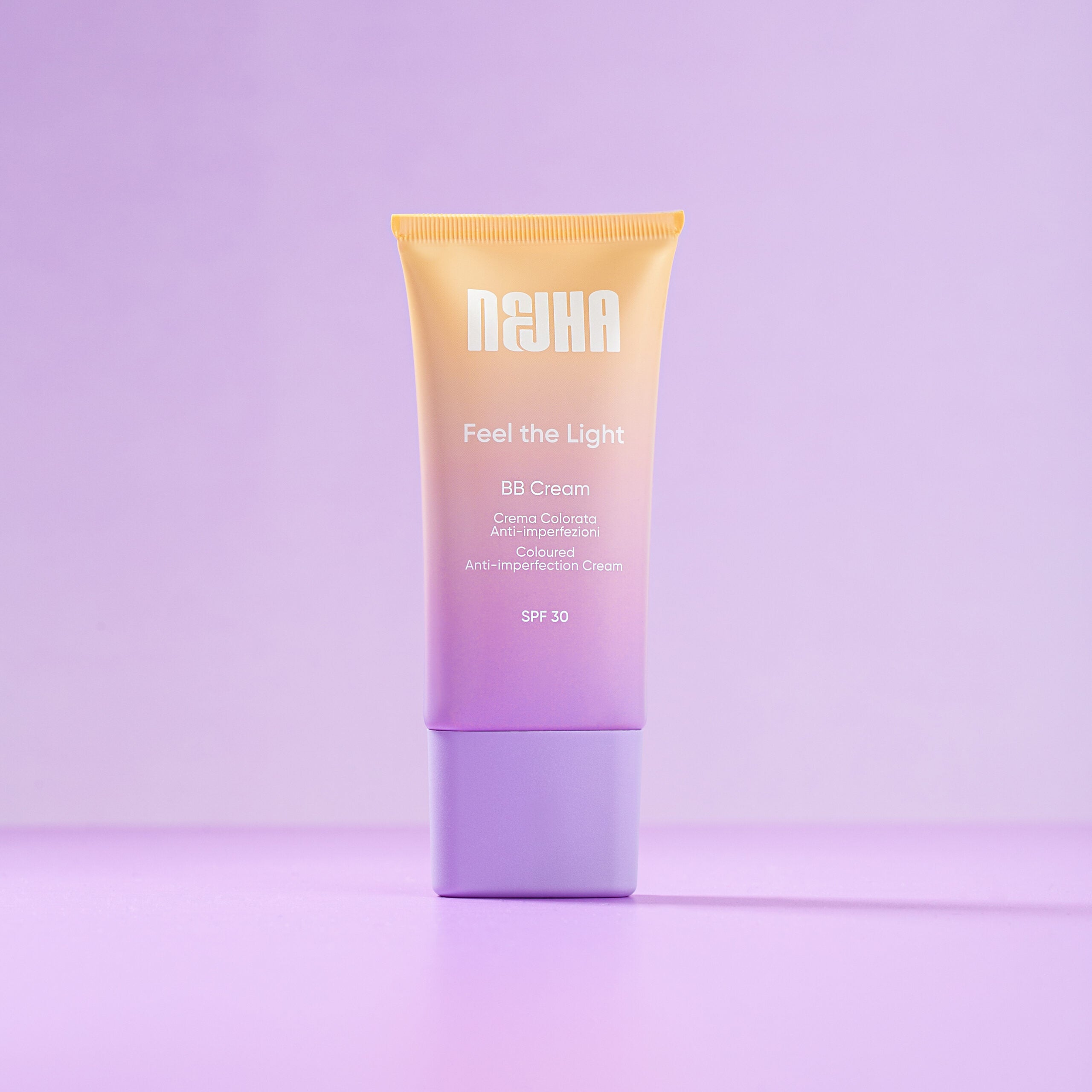 Feel-the-Light_BB-Cream-scaled_2bb3b0c8-474e-4a91-bd13-509a6b5b1b50.jpg