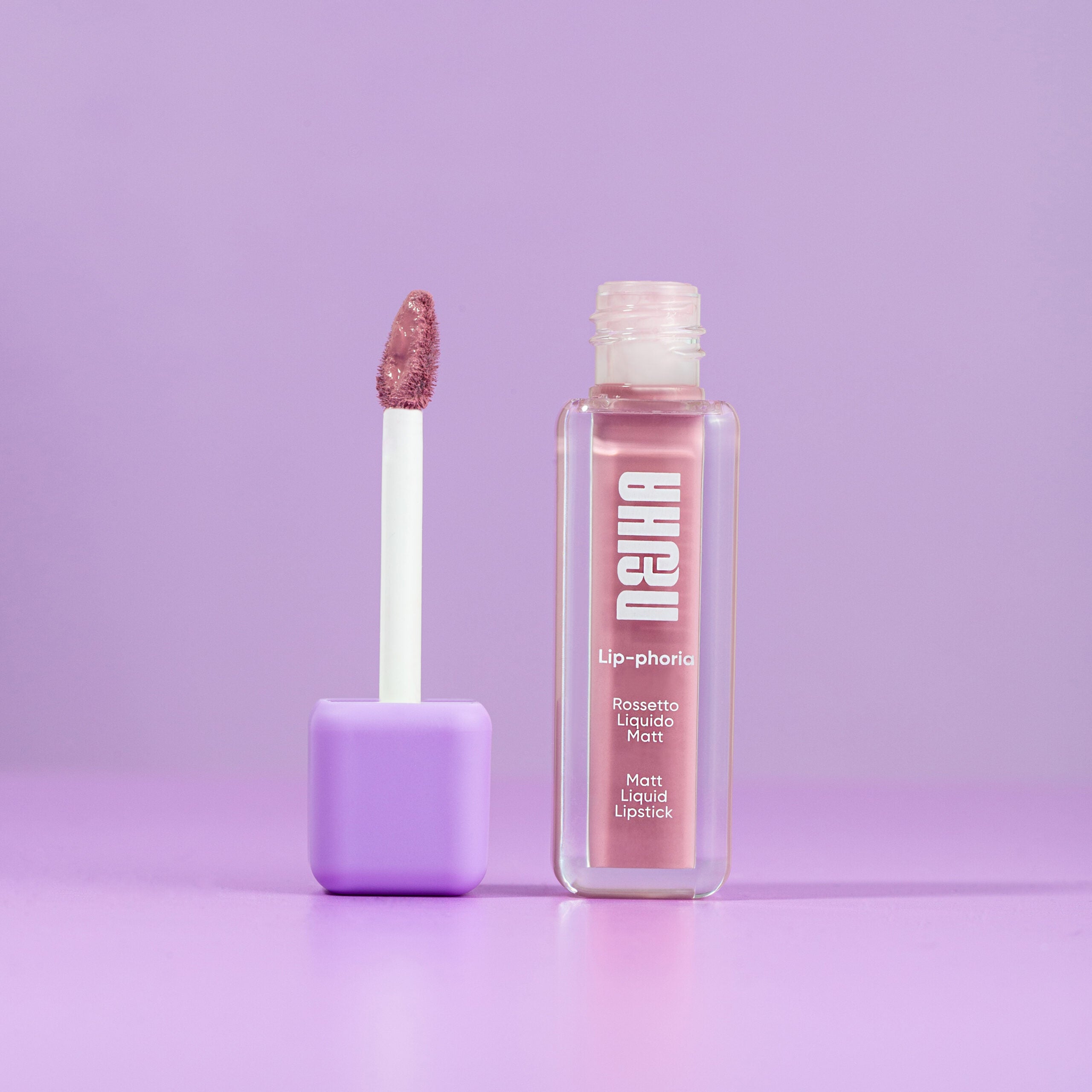 Lip-phoria-Rossetto-Liquido-Matt-Labbra-01-FLAMINGO-scaled.jpg